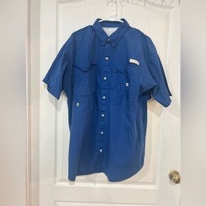 FINAL PRICE Men's Blue Columbia Short Sleeve Shirt